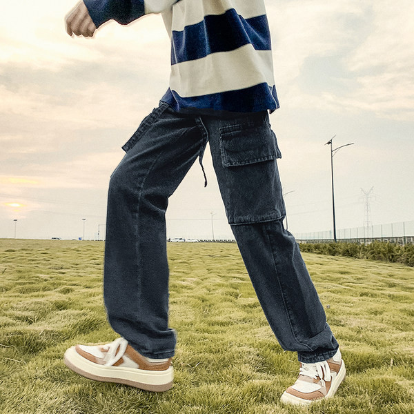 Dviejų spalvų vyriški džinsai su kišene