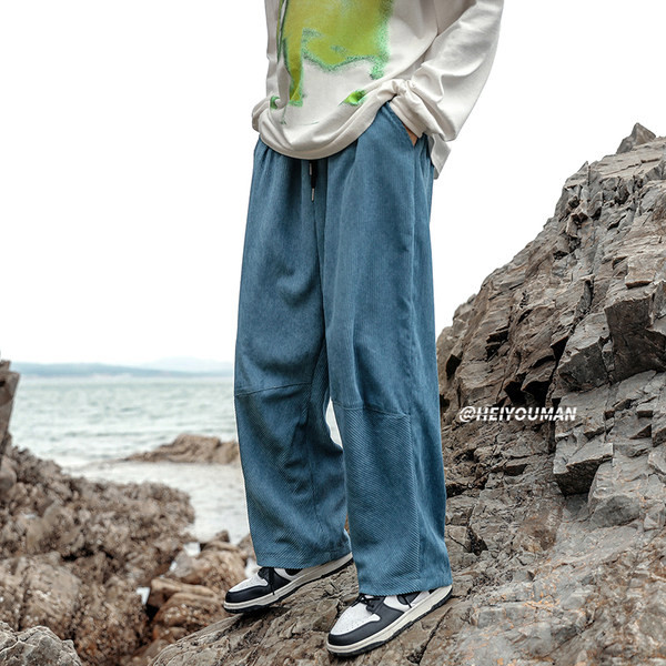 Paprastos vyriškos kelnės su kišenėmis