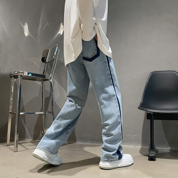 Μοντέρνο ανδρικό τζιν με τσέπη και στρίφωμα