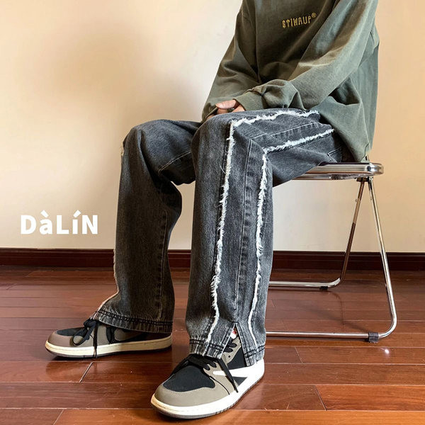 Vyriški džinsai su skeltuku ir kišenėmis