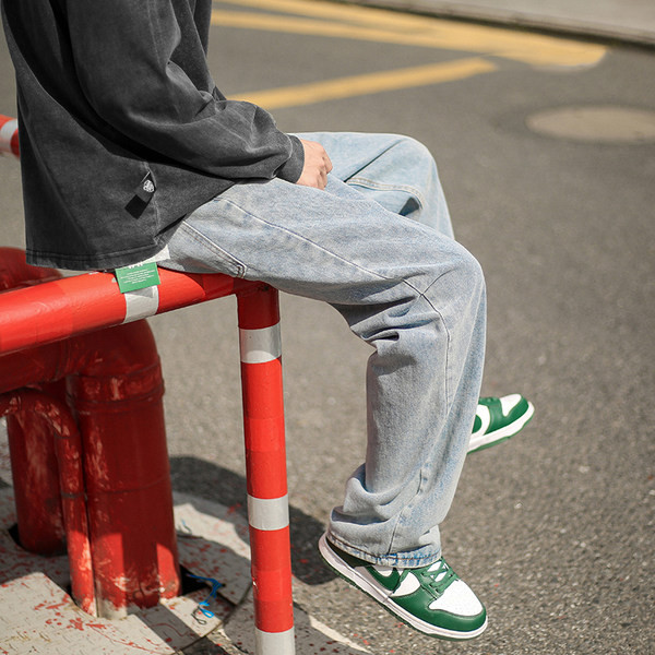 Puhas taskuga pikkade teksade mudel