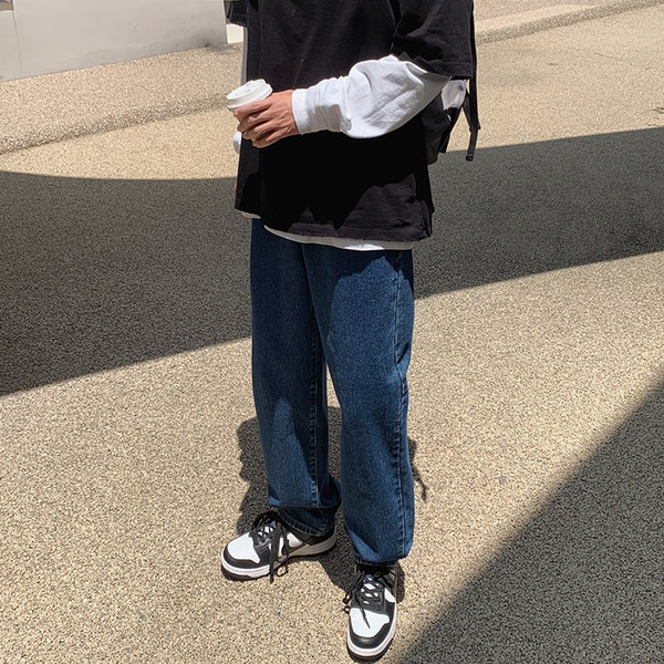 Zsebes férfi farmer három világban