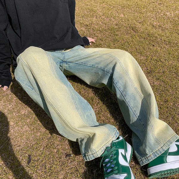 Meeste teksad mitmes värvitoonis lai mudel