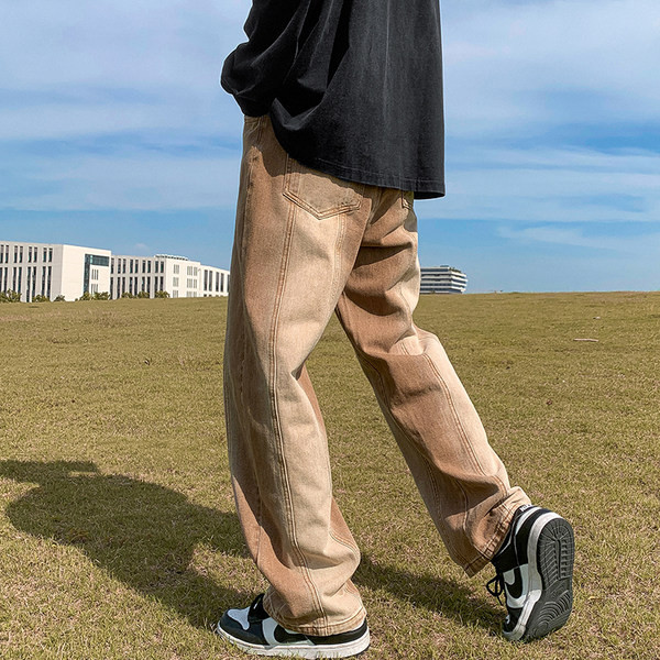 Meeste teksad mitmes värvitoonis lai mudel