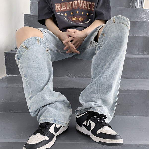 Madingi vyriški džinsai su kišenėmis ir sagomis