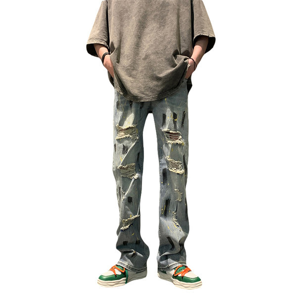 Egyenes modell férfi farmer, szakadt motívumokkal