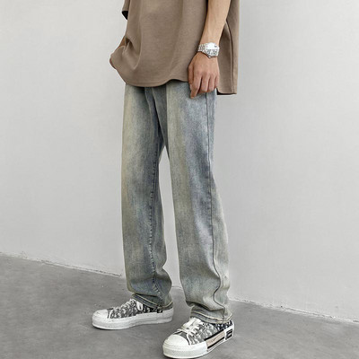 Sinist värvi ja retro stiilis meeste teksad