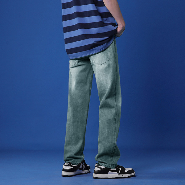 Smulkūs vyriški tiesaus modelio džinsai su kišenėmis