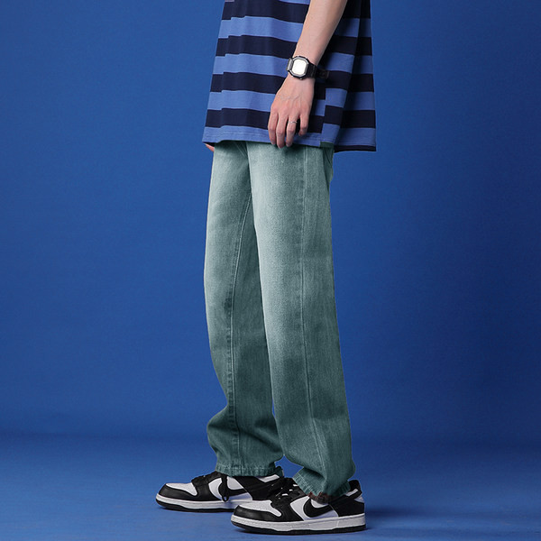 Smulkūs vyriški tiesaus modelio džinsai su kišenėmis