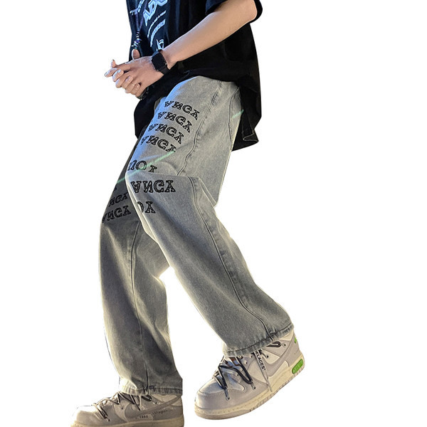 Ανδρικό τζιν φαρδύ με επιγραφή