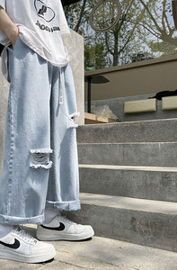 Rebenenud motiividega meeste teksapükste laia sääremudel