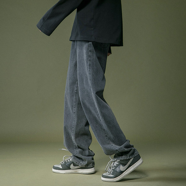 Férfi farmer, letisztult modell a mindennapokhoz