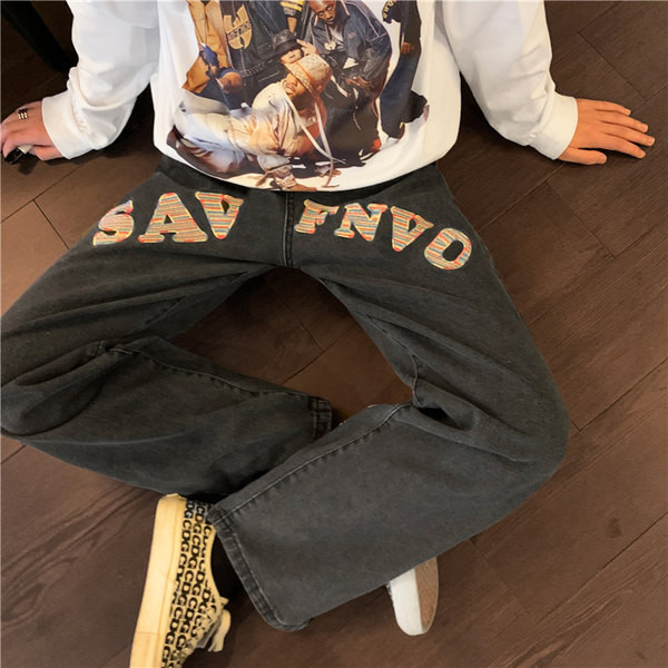 Ανδρικό μοντέρνο τζιν παντελόνι με γράμματα και τσέπη