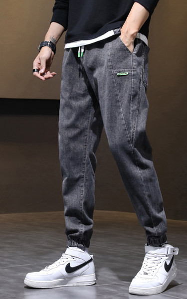 Paelte ja logoga vabaaja teksad meestele