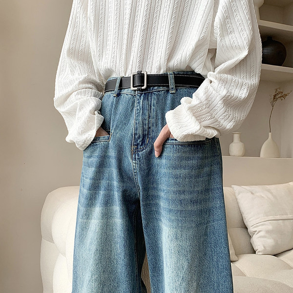 Férfi farmer letisztult design zsebbel