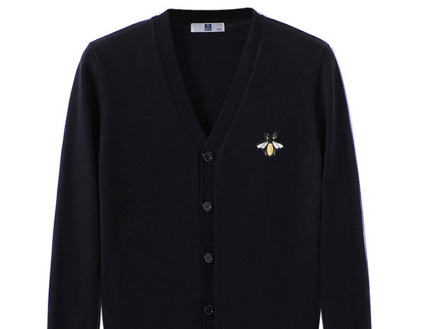 Lezser férfi hosszú ujjú kardigán hímzéssel