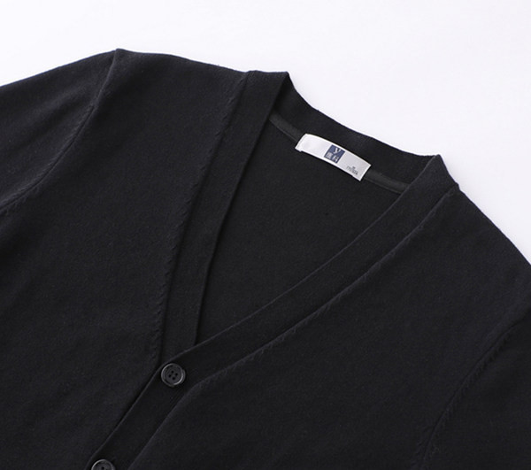 Lezser férfi hosszú ujjú kardigán hímzéssel