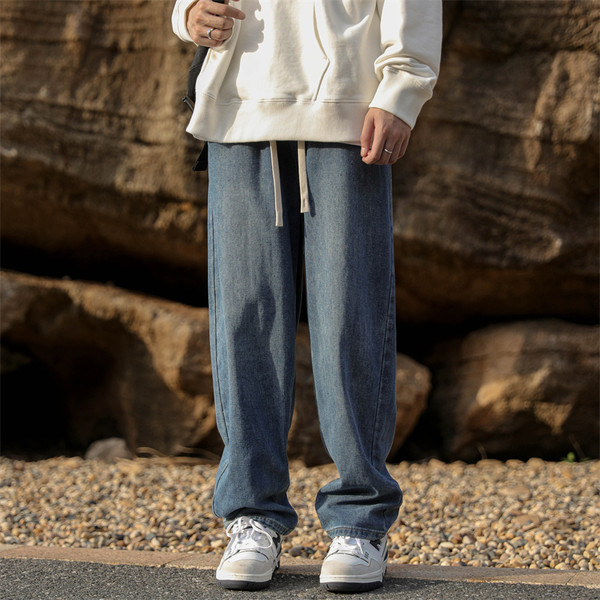 Ανδρικό τζιν φαρδύ μοντέλο με κορδόνια