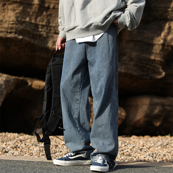 Ανδρικό τζιν καθαρό μοντέλο με τσέπη