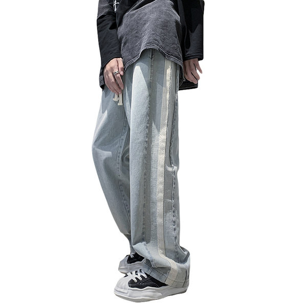 Meeste vabaaja teksad õmbluste ja alläärega