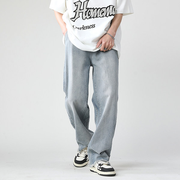 Φαρδύ μοντέλο ανδρικού τζιν