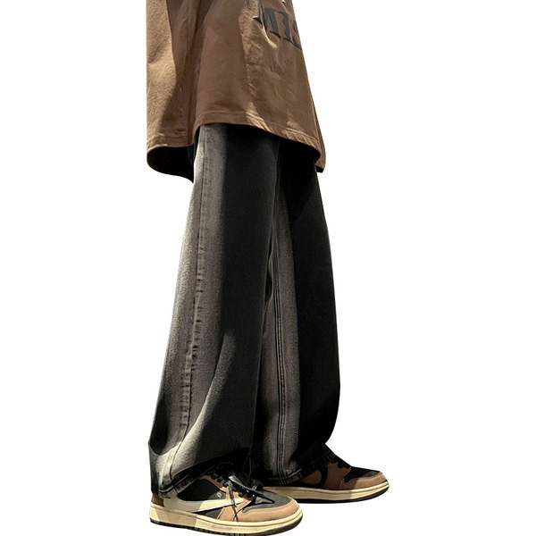 Őszre alkalmas férfi farmer széles modellje