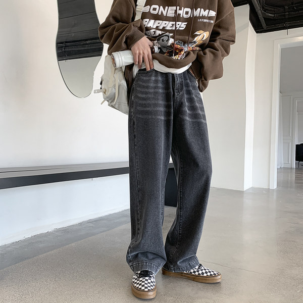 Vyriški plataus modelio džinsai su kišene ir diržu