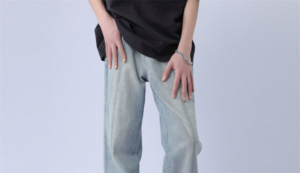 Pahkluukinnitusega meeste teksad