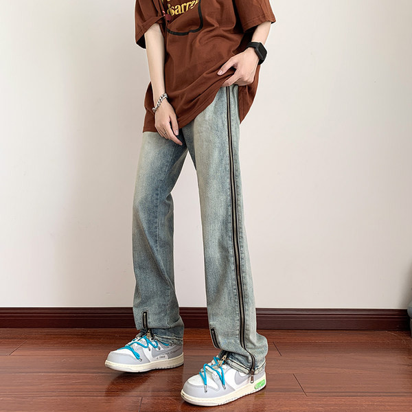 Ανδρικό casual τζιν με τσέπη και φερμουάρ στα μπατζάκια