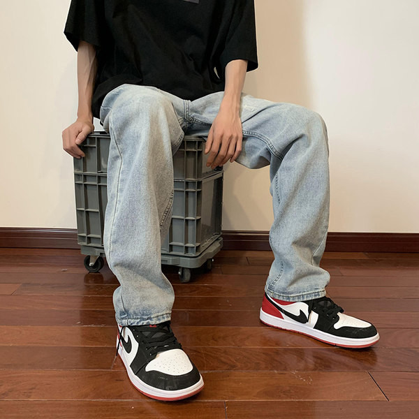 Taskuga vabaaja meeste suvised sirged teksad