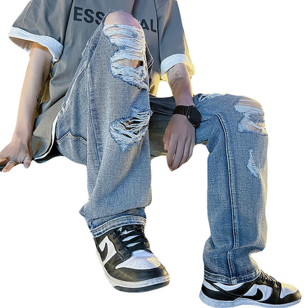 Szakadt motívumokkal ellátott férfi farmer három színben