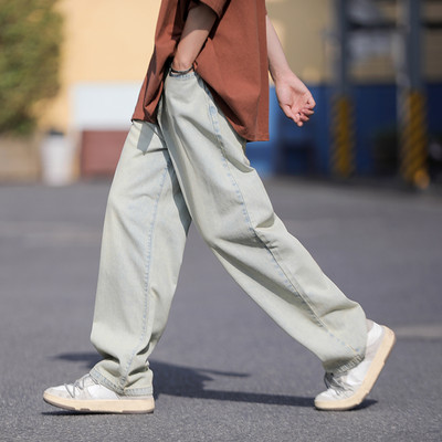 Ανδρικό τζιν φαρδύ μοντέλο με τσέπη κατάλληλο για καθημερινή ζωή