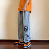 Platus vyriškų džinsų modelis kasdienai