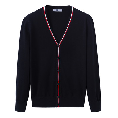 Ανδρικό πουπουλένιο ριγέ κουμπιά