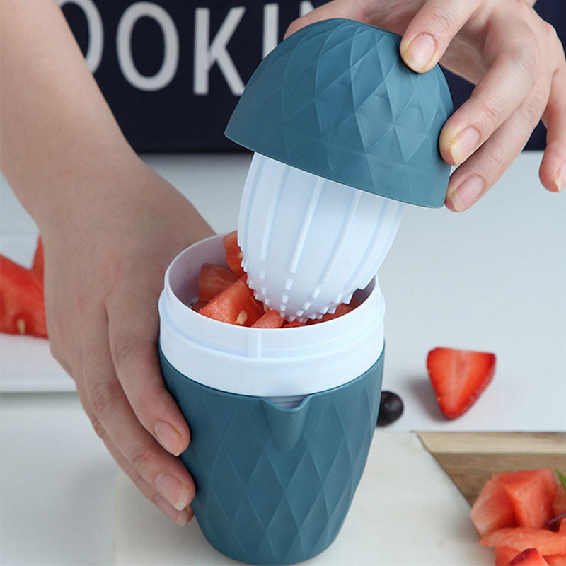 Rankinė sulčiaspaudė Citrinų Apelsinų Citrusinių vaisių maišytuvas Daugkartinis, daug pastangų taupantis mini nešiojamasis trintuvas, spaustuvas Virtuvės priedai