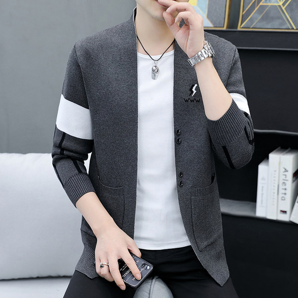 Мъжка ежедневна жилетка с бродерия