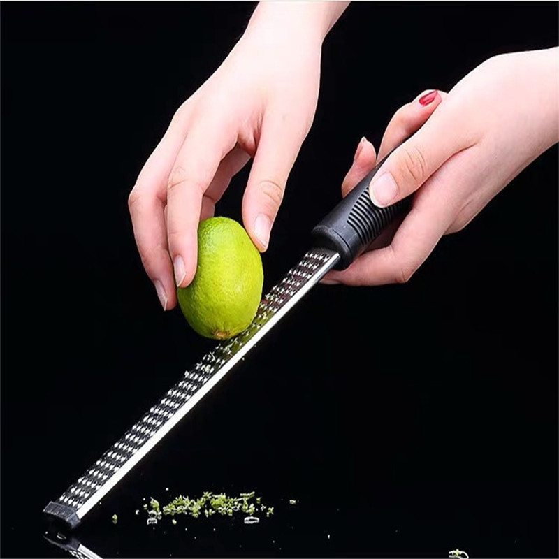 Lopatica za čokoladu od nehrđajućeg čelika Limun Rende za sir Mlin za mljevenje cimeta i začina Sjeckalica za voće i povrće Kuhinjski pribor