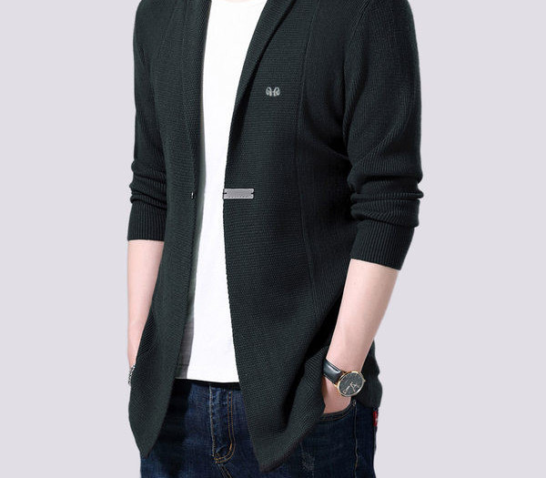 Cardigan pentru bărbați cu mâneci lungi într-un model curat