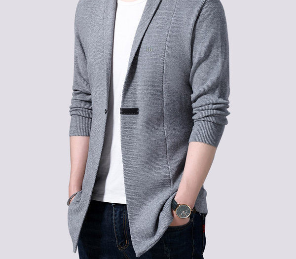 Cardigan pentru bărbați cu mâneci lungi într-un model curat