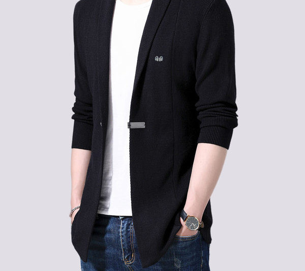 Cardigan pentru bărbați cu mâneci lungi într-un model curat
