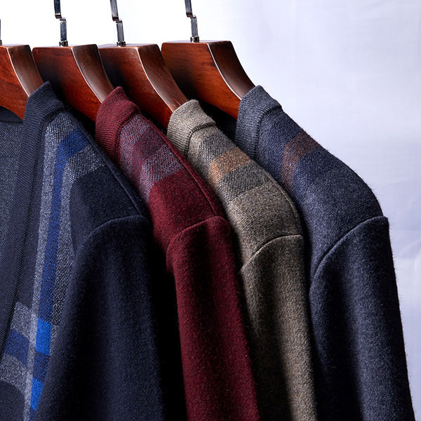 Muški karirani prsluk s džepom u različitim bojama