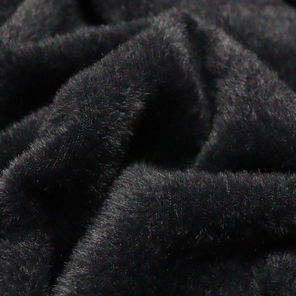 Muški prsluk s čistim uzorkom na gumbe