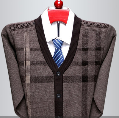 Cămașă casual în carouri cu buzunar și nasturi