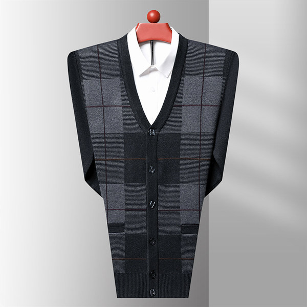 Muški prsluk s džepom i gumbima