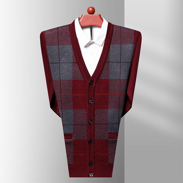 Muški prsluk s džepom i gumbima