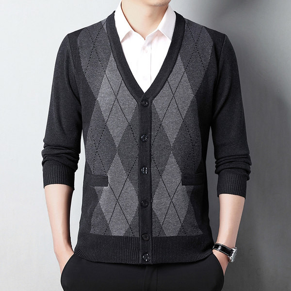 Vesta pentru barbati cu decolteu in V