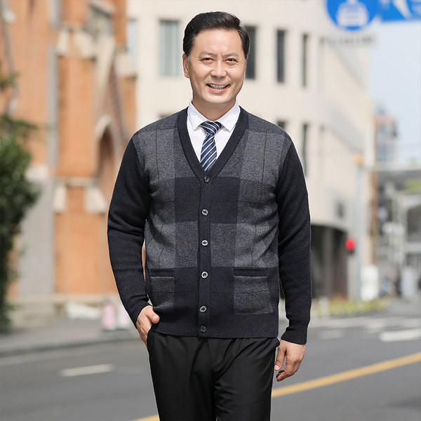 Cardigan in carouri pentru barbati