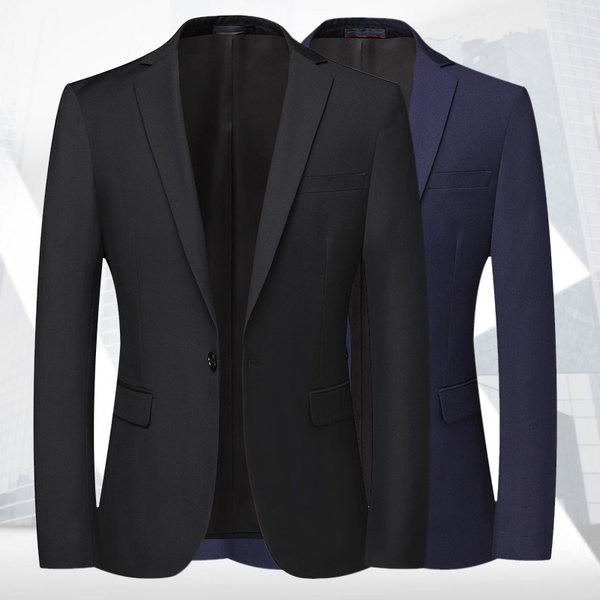 Costum barbatesc elegant cu nasturi