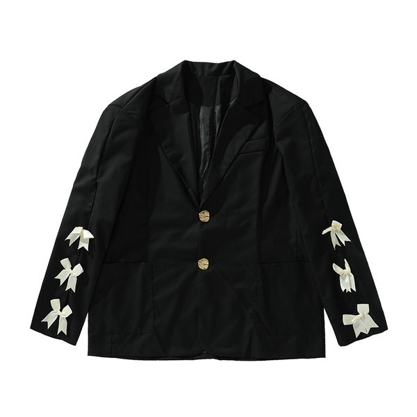 Sacou barbatesc model larg cu inchidere cu panglica si nasturi