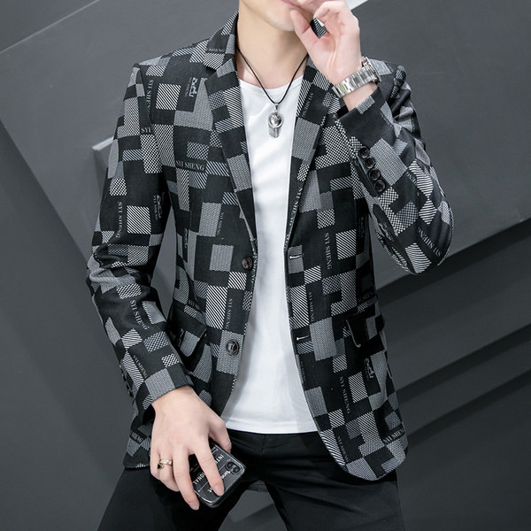 Geaca de toamna colorata cu nasturi